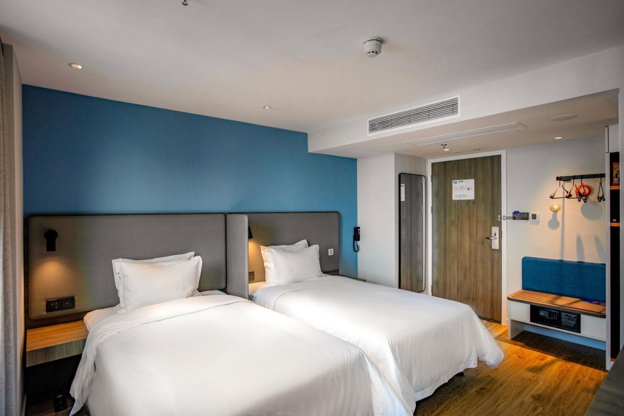 Holiday Inn Express Shantou City Center By Ihg Exteriör bild
