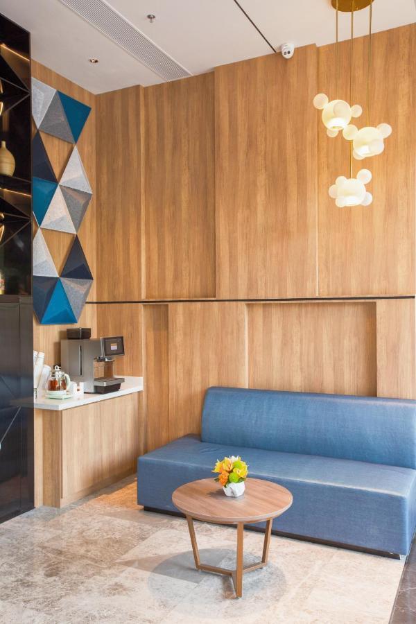 Holiday Inn Express Shantou City Center By Ihg Exteriör bild