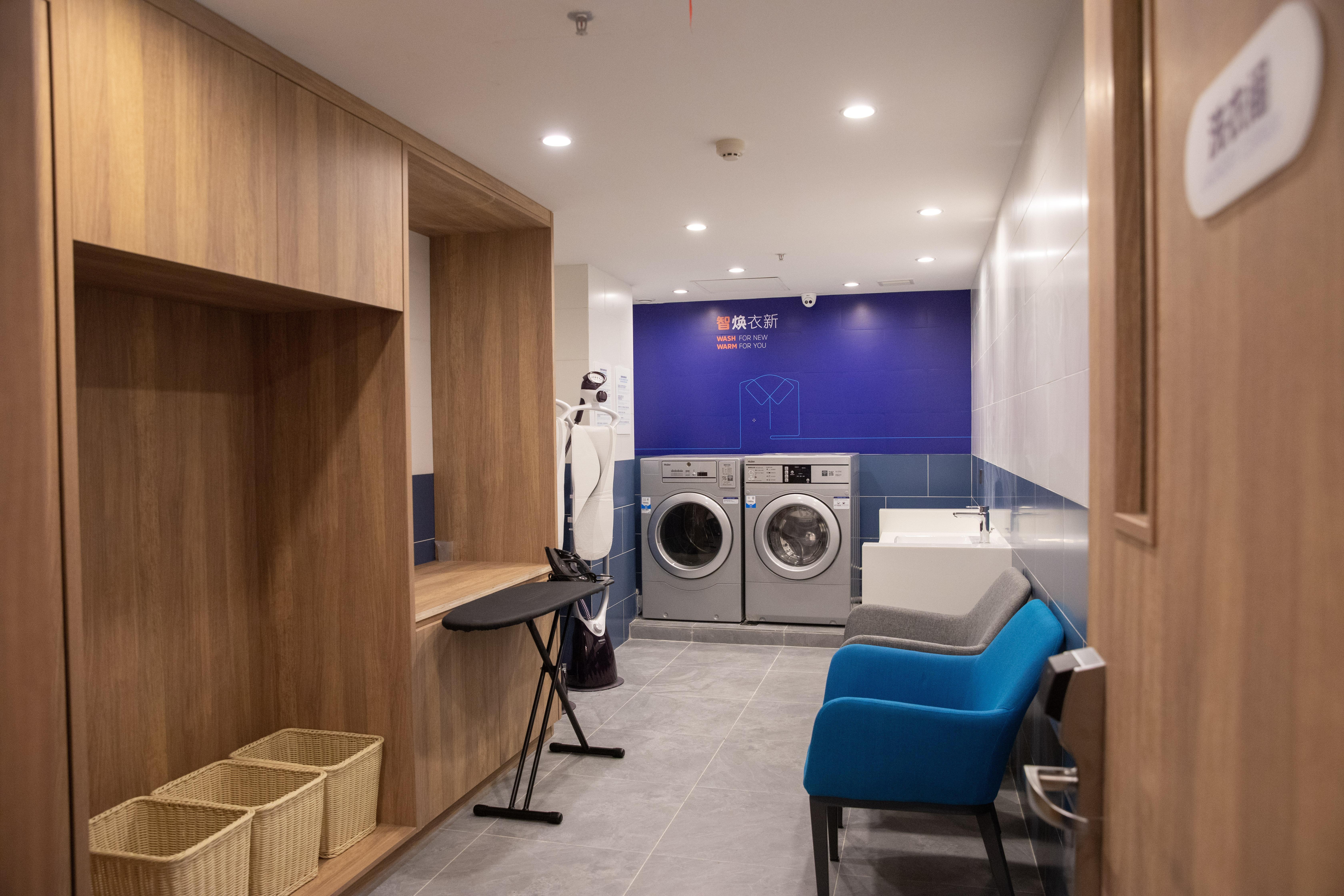 Holiday Inn Express Shantou City Center By Ihg Exteriör bild